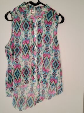 Olsenboye Sleeveless Button-Front Diamond Print Blouse - Pink, Teal, Cream